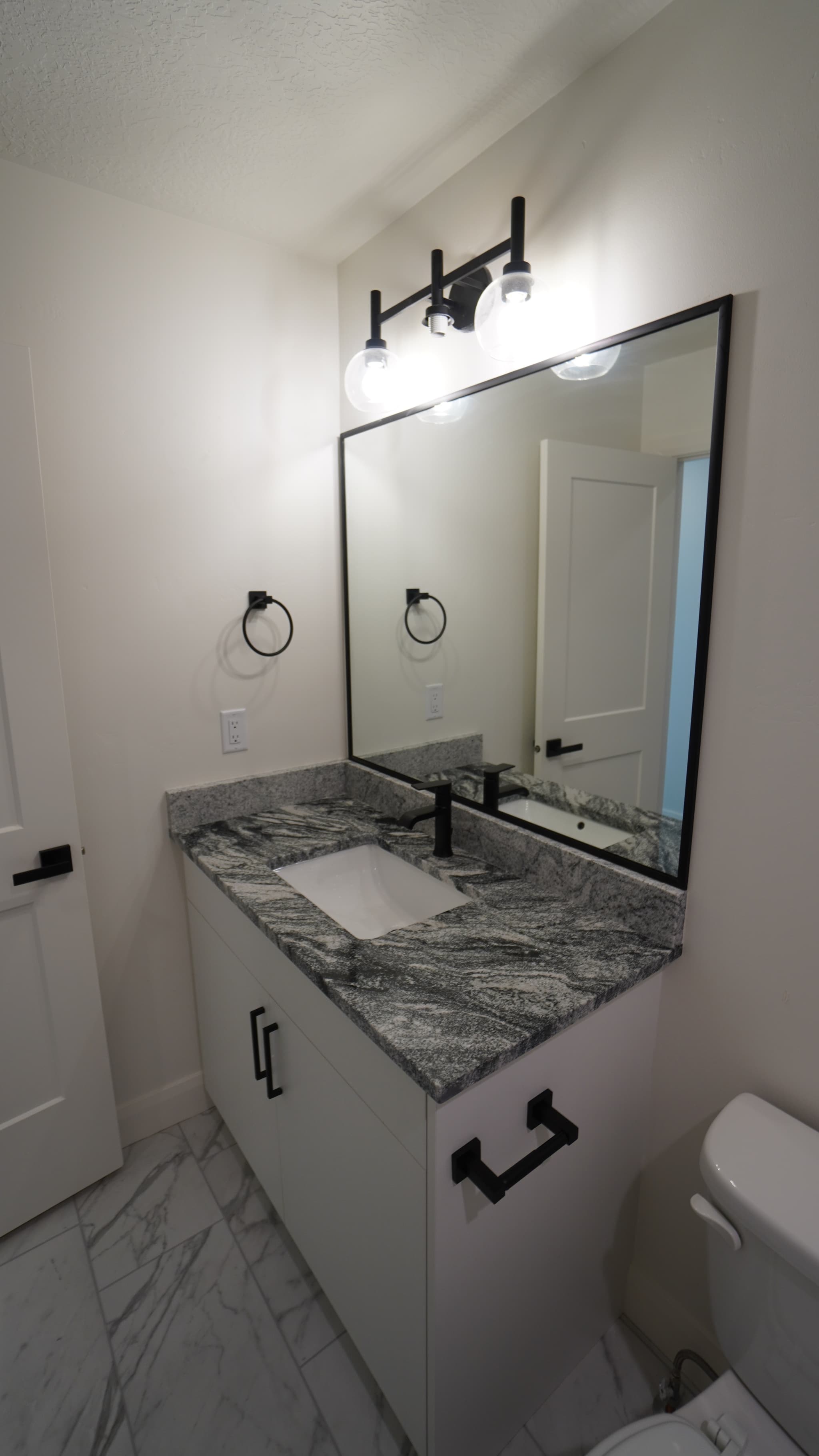 Perry Townhome: 2925 S Highway 89