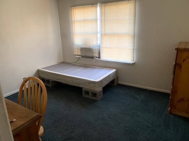 Provo Single Room: 690 N 700 E