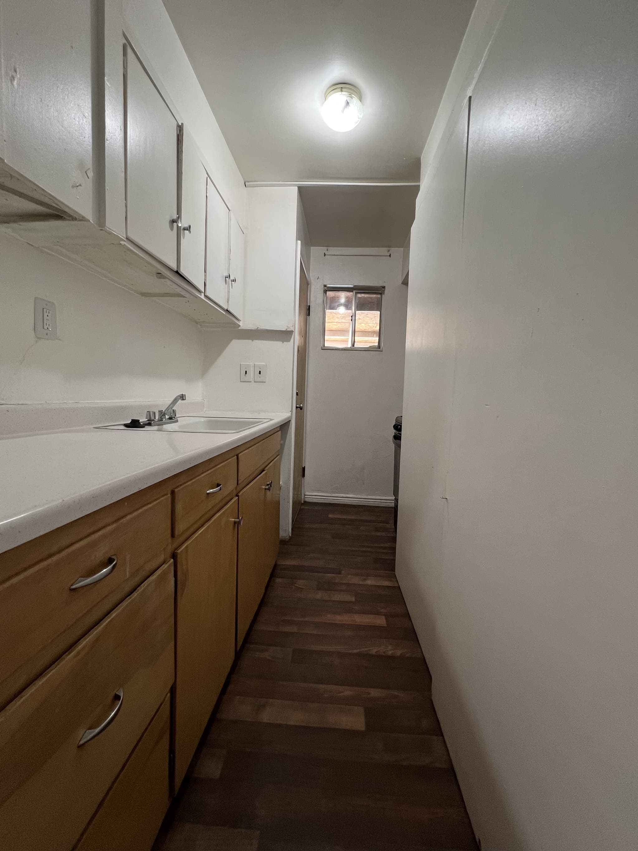 Provo Apartment: 440 E 700 N