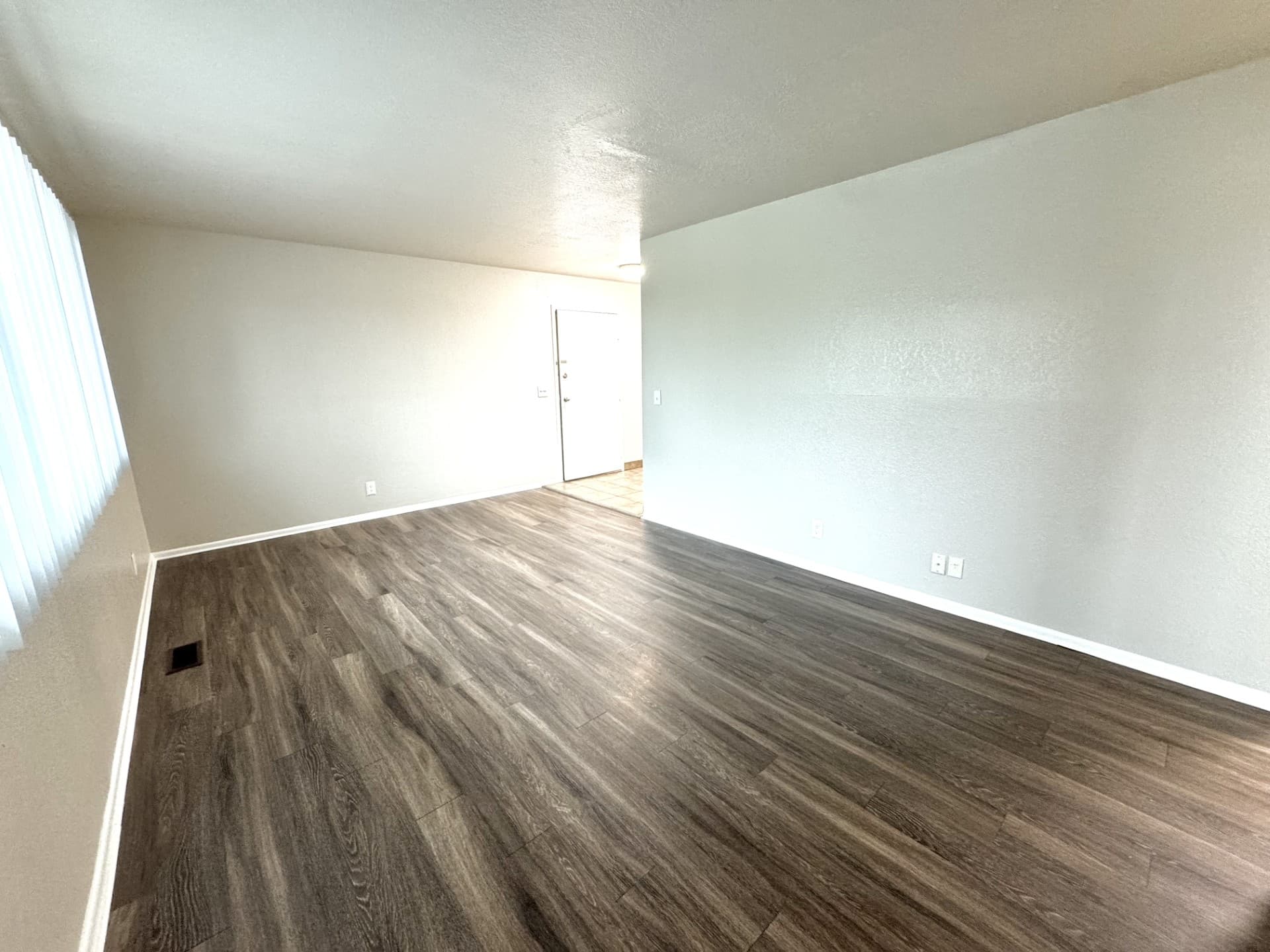 Holladay Apartment: 1750 E Murray Holladay Rd
