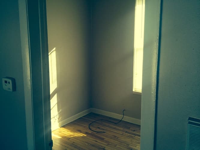Chicago Apartment: 5671 N Clark St