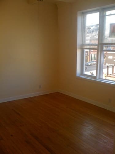 Chicago Apartment: 5671 N Clark St