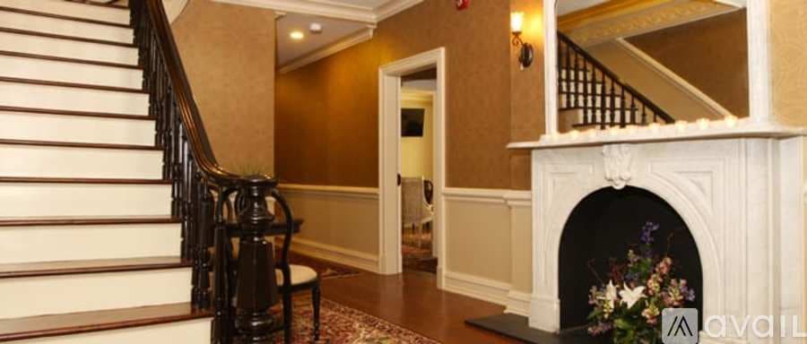 Norwalk Apartment: 99 East Avenue