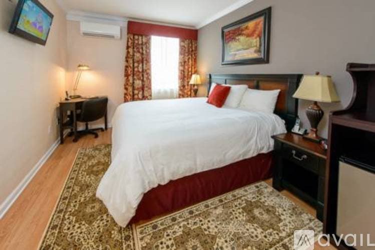 Norwalk Apartment: 99 East Avenue