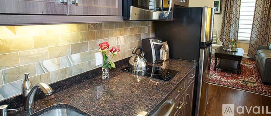 Norwalk Apartment: 99 East Avenue