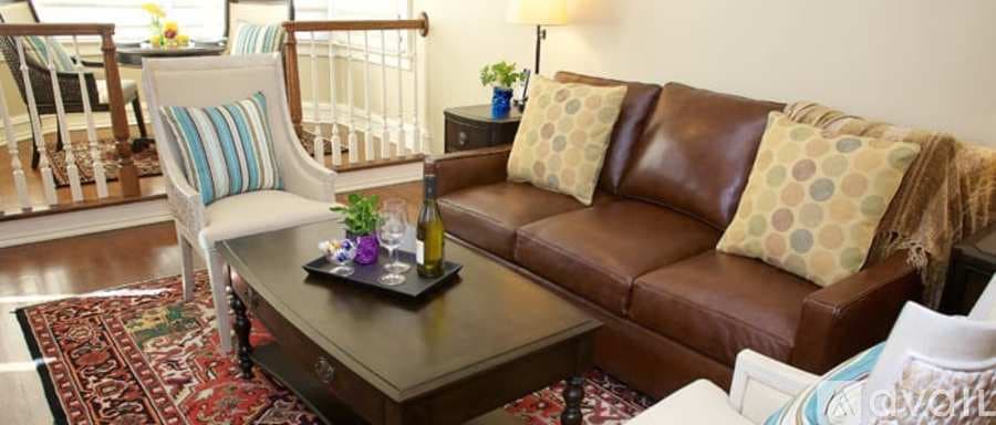 Norwalk Apartment: 99 East Avenue