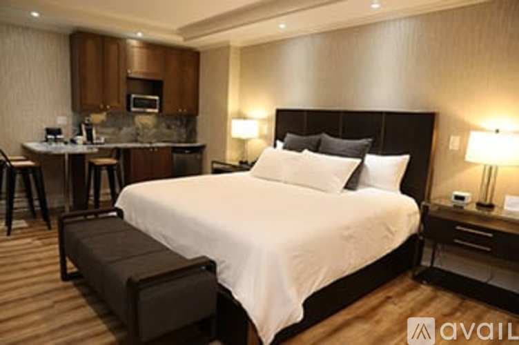 Norwalk Apartment: 99 East Avenue