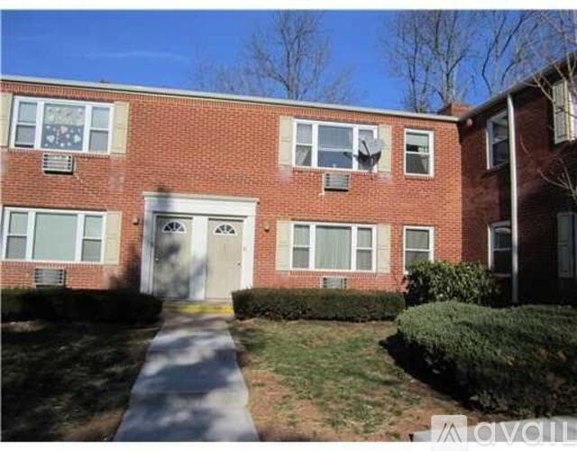 Edison Apartment: 50 Fox Rd