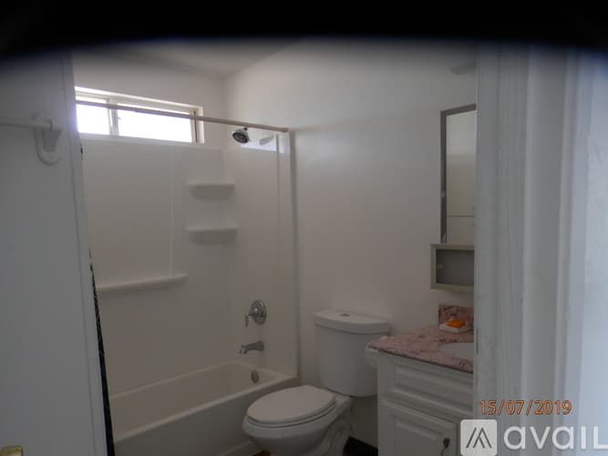 Landers House: 1038 Alta Ave