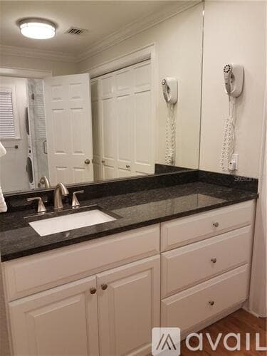 Osprey Apartment: 51 Macewen Dr