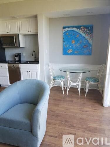 Osprey Apartment: 51 Macewen Dr