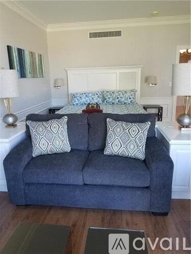 Osprey Apartment: 51 Macewen Dr