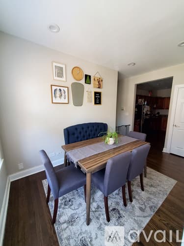 Chicago Apartment: 1634 W Roscoe Street