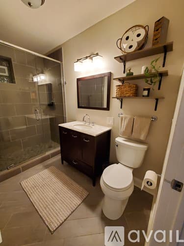 Chicago Apartment: 1634 W Roscoe Street