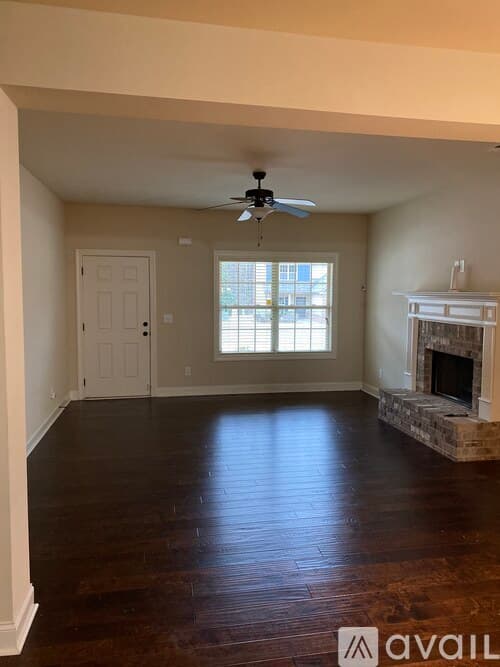 Locust Grove House: 408 Louise Way