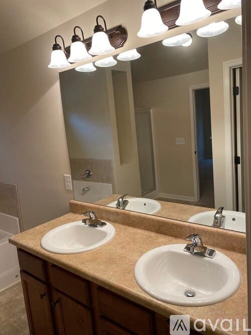 Locust Grove House: 408 Louise Way