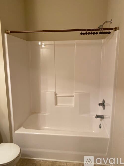 Locust Grove House: 408 Louise Way