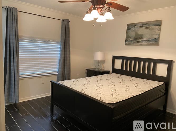 Clermont House: 2950 White Magnolia Loop