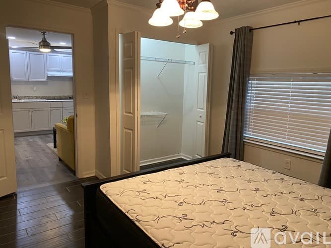 Clermont House: 2950 White Magnolia Loop
