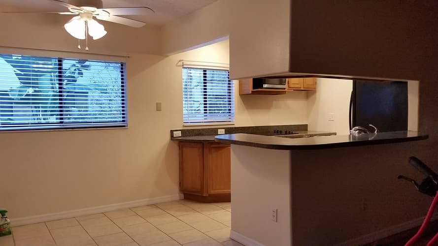 Tampa Apartment: 11714 Raintree Village Blvd