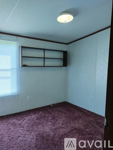 Blythe House: 2429 Hoods Chapel Rd