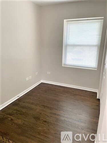 Chicago Apartment: 3517 21 W Grace St