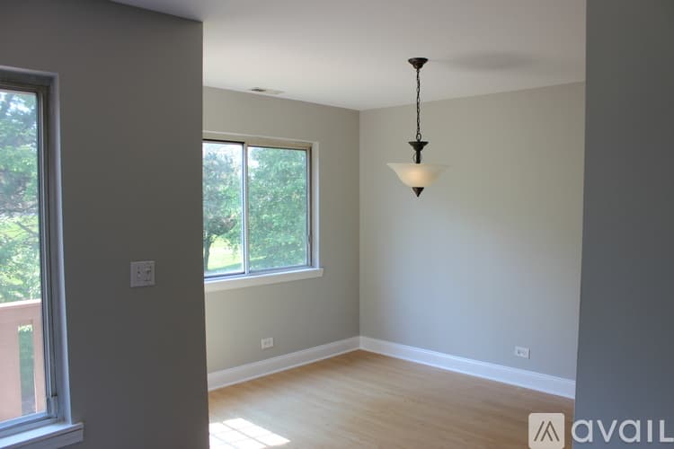 Bartlett Condo: 745 Candleridge Court