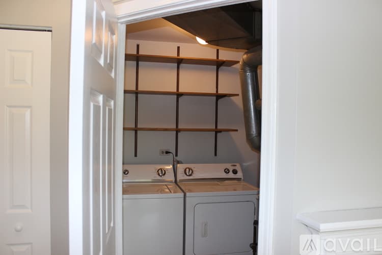 Bartlett Condo: 745 Candleridge Court