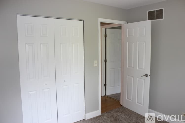 Bartlett Condo: 745 Candleridge Court