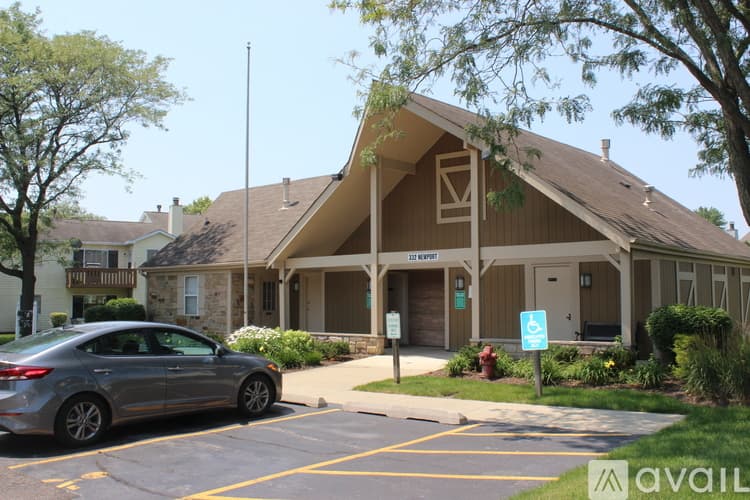 Bartlett Condo: 745 Candleridge Court