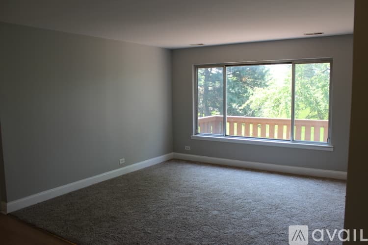 Bartlett Condo: 745 Candleridge Court