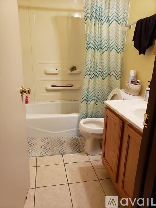 Burnham Apartment: 2790 E State Street