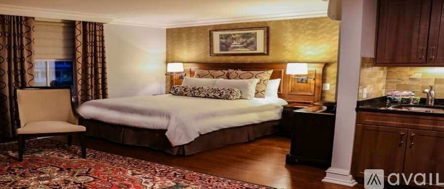 Norwalk Apartment: 99 East Avenue