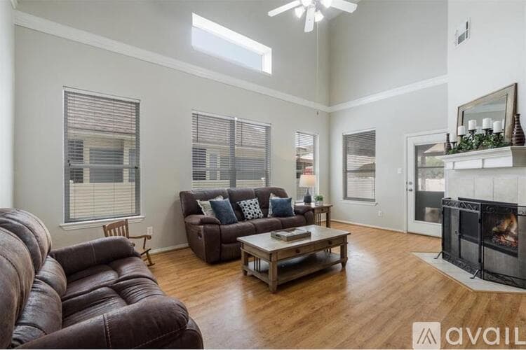 Denton County House: 10233 Nantucket Drive