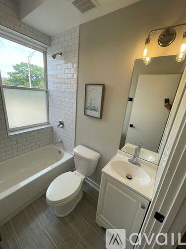 Chicago Apartment: 3250 N Pulaski Rd