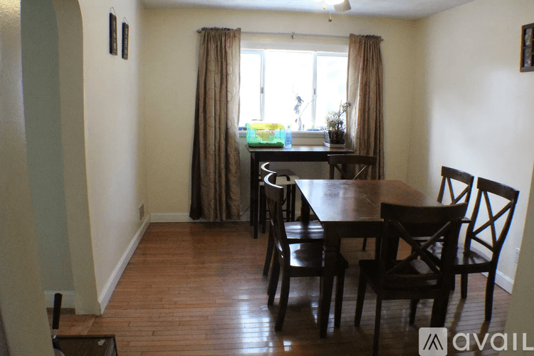 Malden House: 108 Cross Street