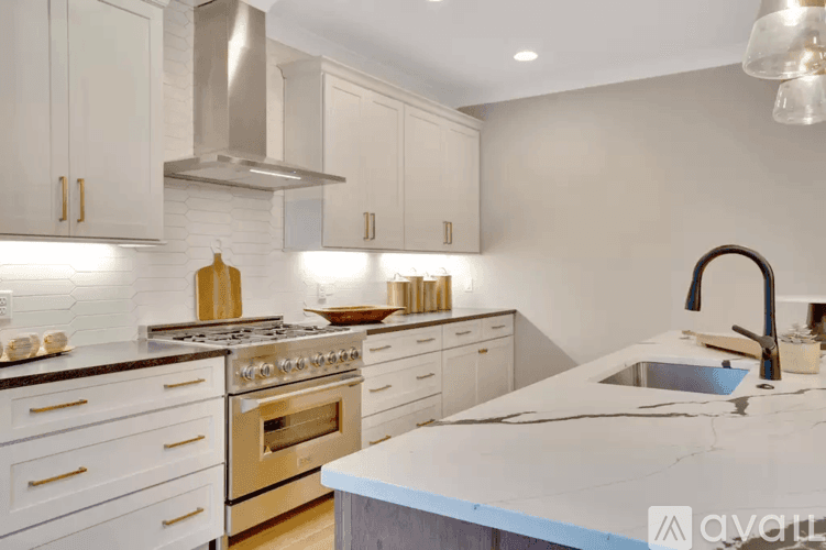 Chattanooga House: 208 Baker Street