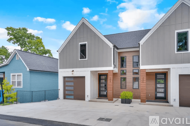 Chattanooga House: 208 Baker Street