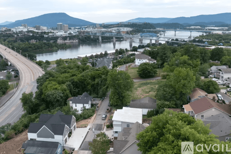 Chattanooga House: 208 Baker Street