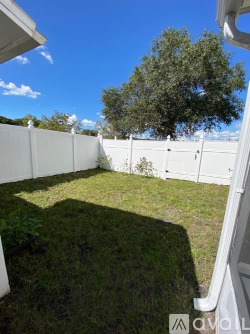 Clermont House: 2950 White Magnolia Loop
