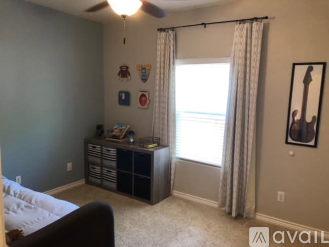 Meadowlakes House: 237 Meadowlakes Dr