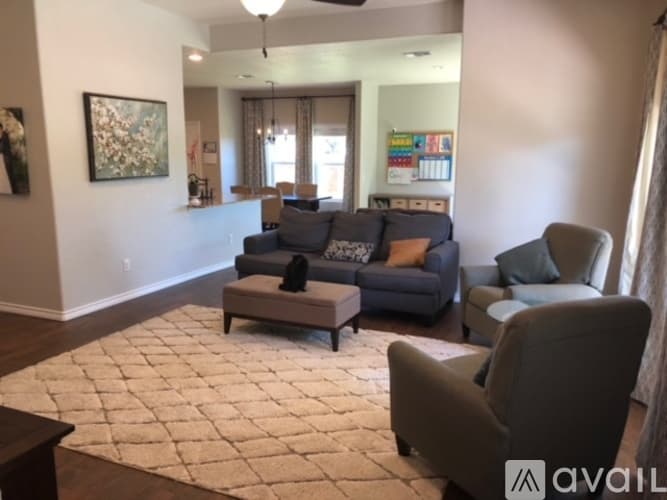 Meadowlakes House: 237 Meadowlakes Dr