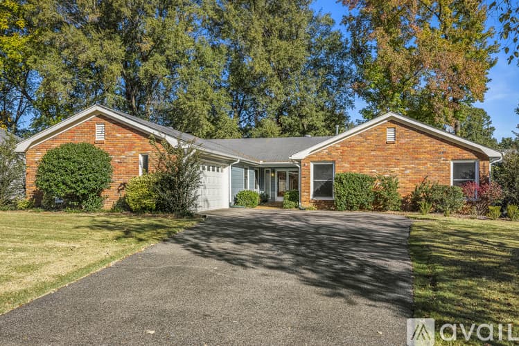 Germantown House: 8044 Neshoba Road