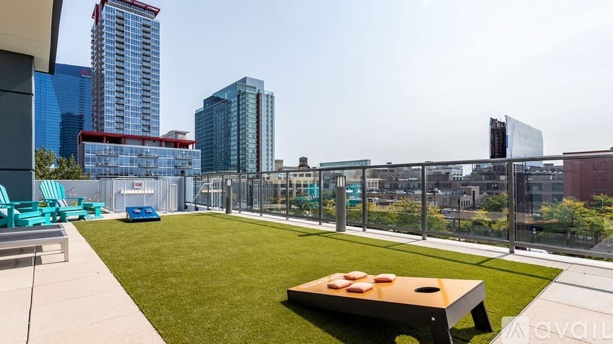 Chicago Apartment: 2217 S Wabash Ave