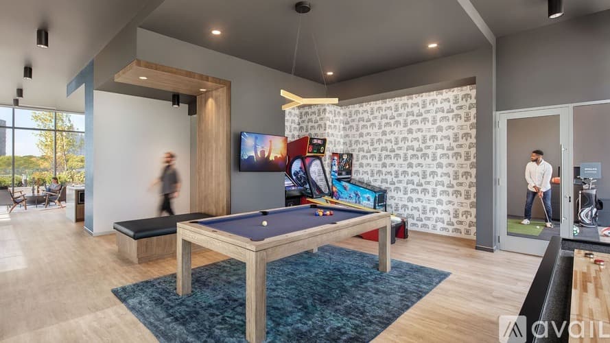 Chicago Apartment: 2217 S Wabash Ave