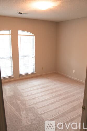 Bartlett House: 3470 Oak Rd