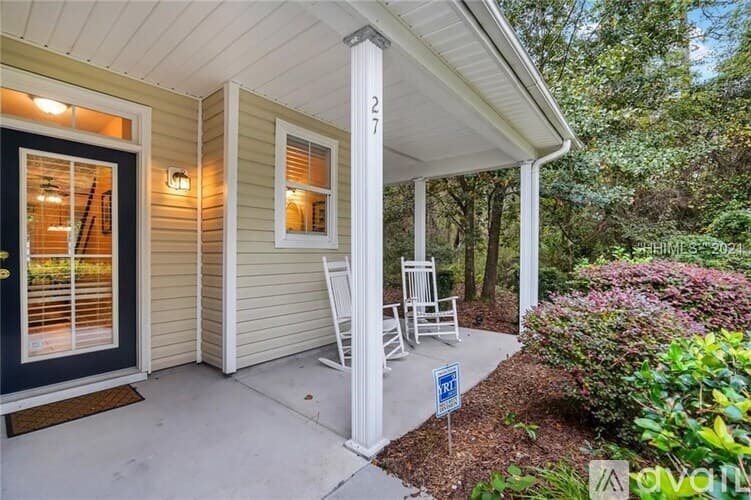 Bluffton Townhome: 27 Sugar Maple Lane