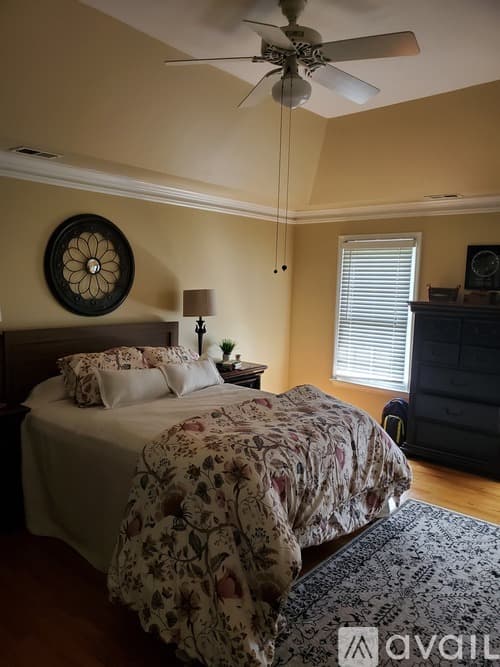 Roswell House: 11480 Mountain Laurel Drive