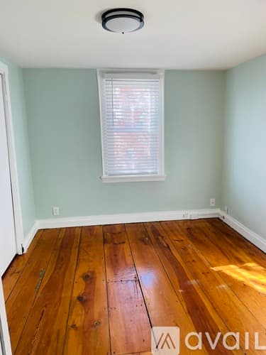 Warwick Apartment: 1272 W Shore Rd