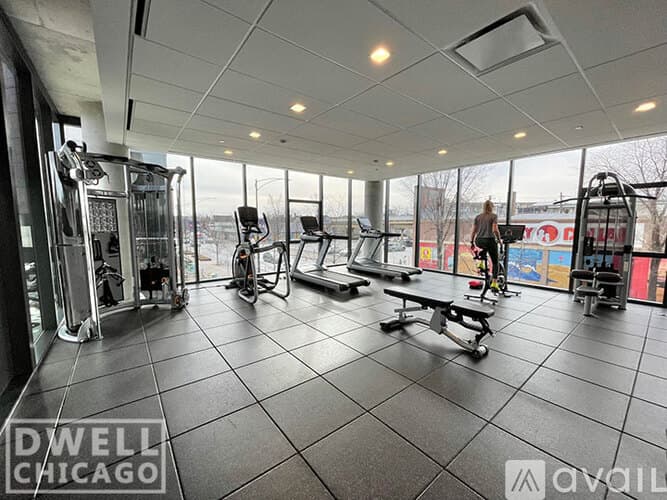 Chicago Apartment: 2733 W Belden